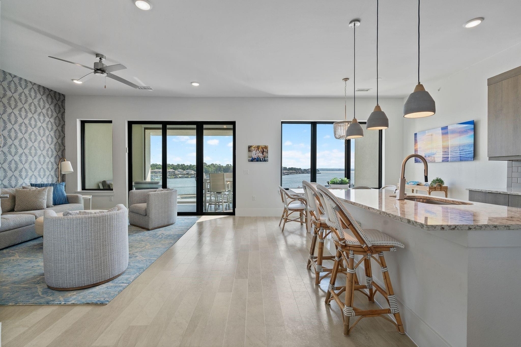 199 Waterpoint Court - Photo 8