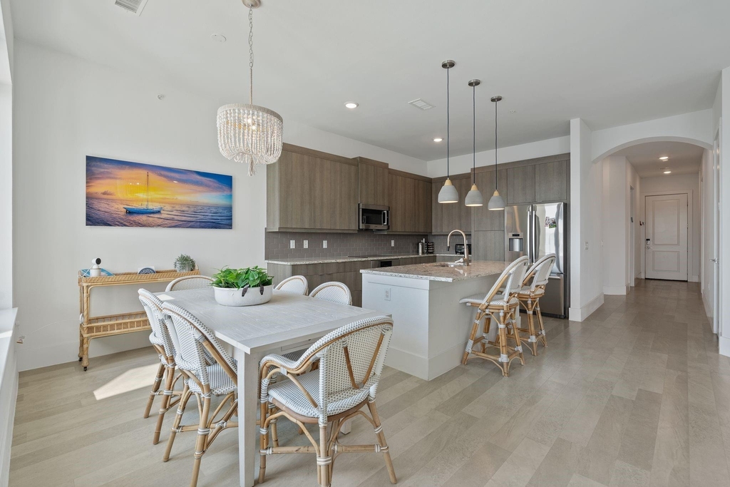 199 Waterpoint Court - Photo 15