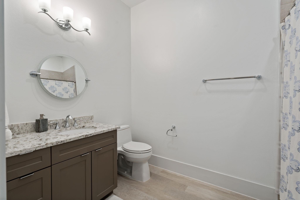 199 Waterpoint Court - Photo 6