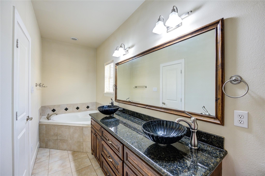5813 Washington Avenue - Photo 26