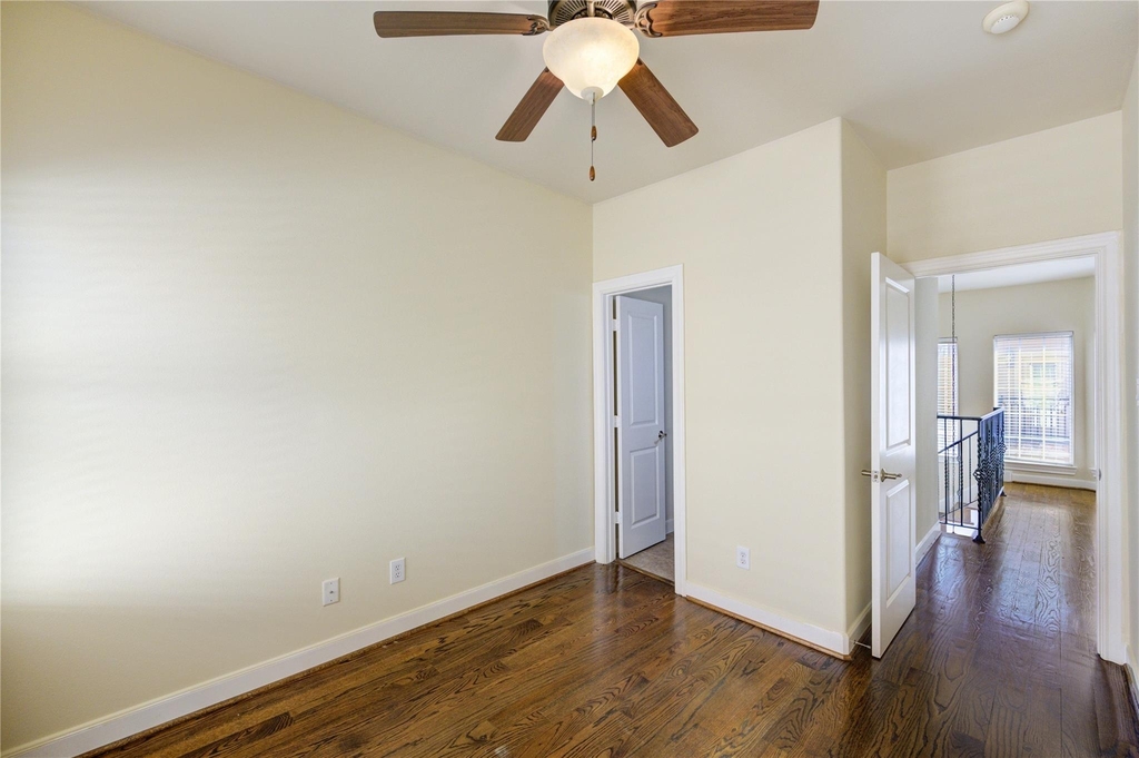 5813 Washington Avenue - Photo 31