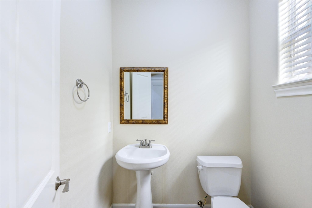 5813 Washington Avenue - Photo 19