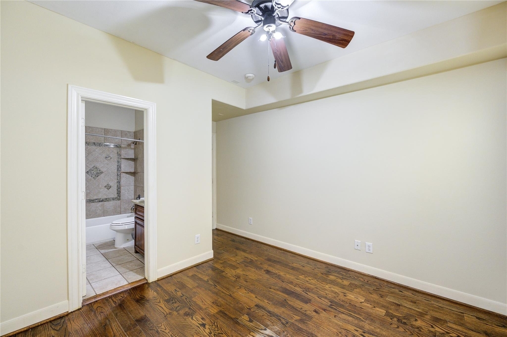 5813 Washington Avenue - Photo 7