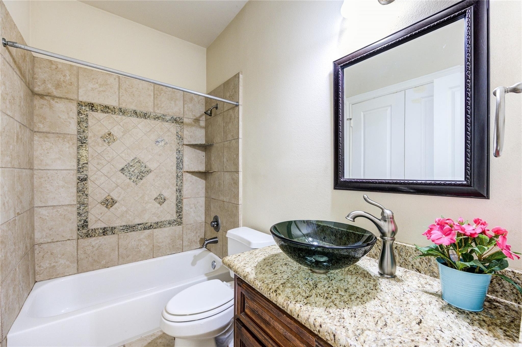 5813 Washington Avenue - Photo 8