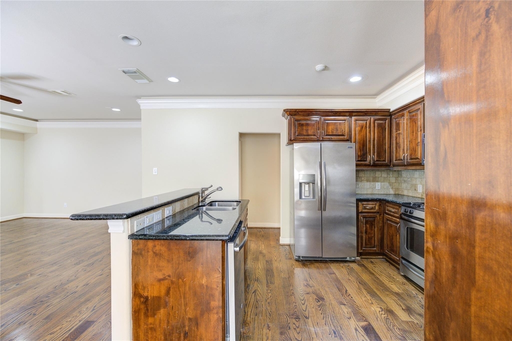 5813 Washington Avenue - Photo 12