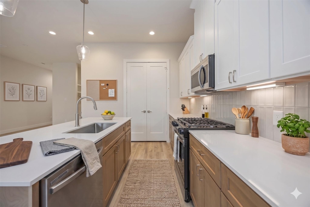 6112 De Campo Street - Photo 1
