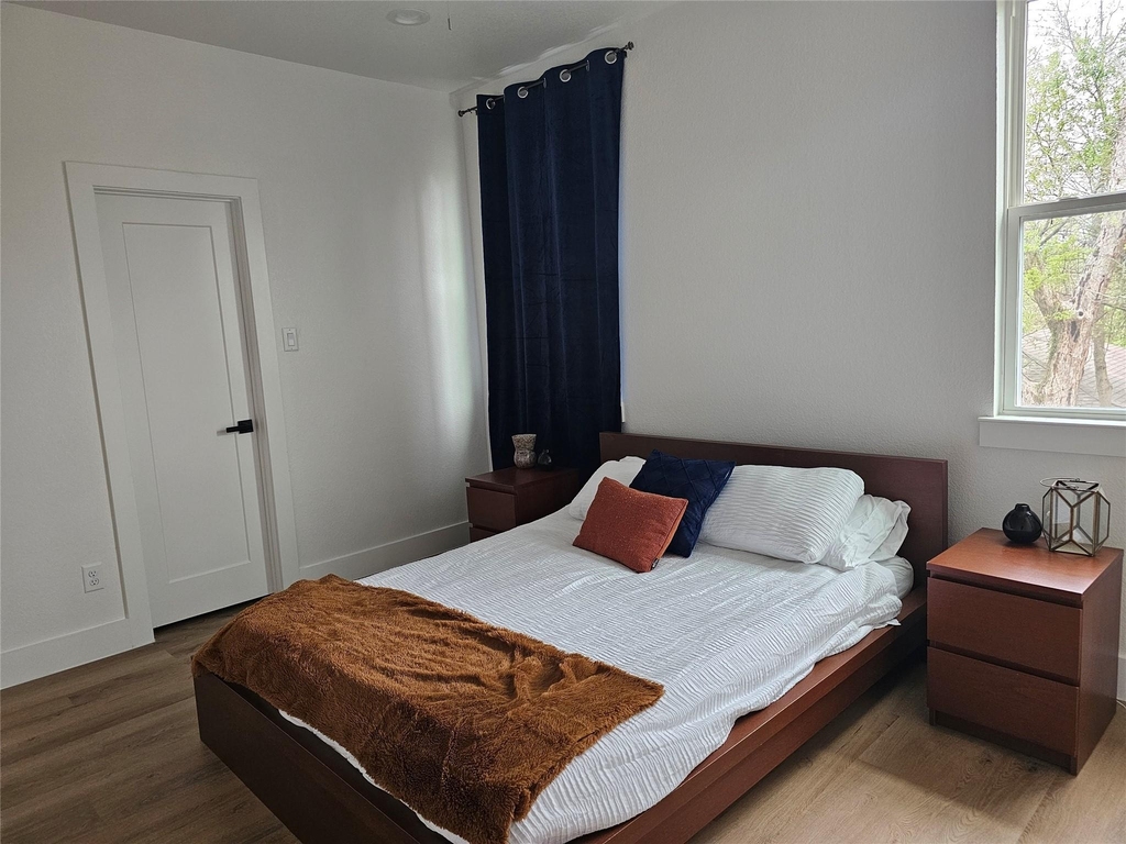 4217 Hare Street - Photo 10