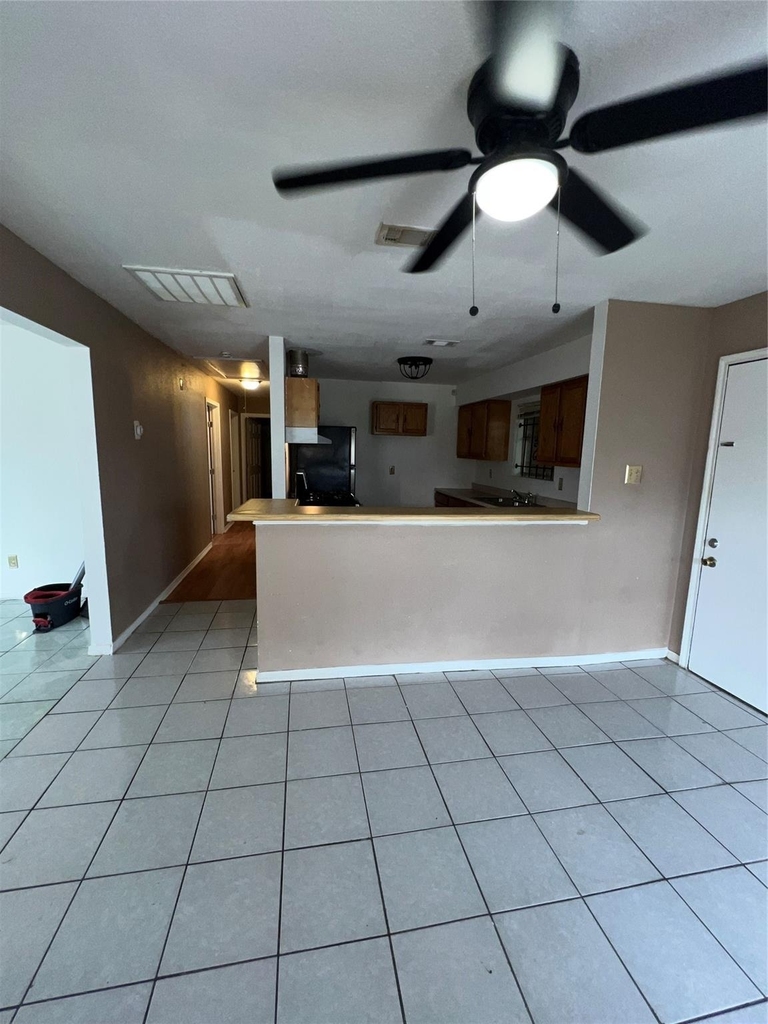 3613 Sparrow Street - Photo 4