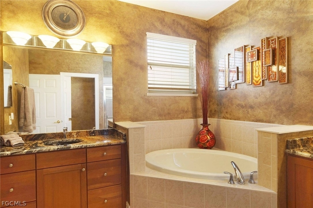 10514 Bella Vista Drive - Photo 15