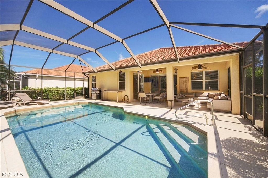 10514 Bella Vista Drive - Photo 3