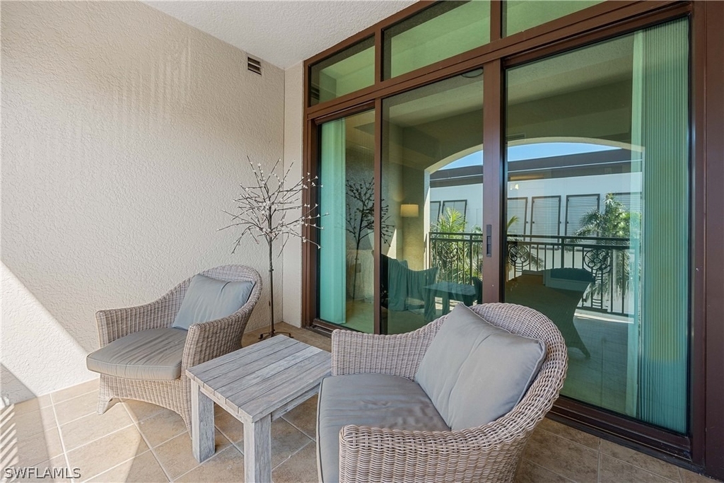 9123 Strada Place - Photo 18