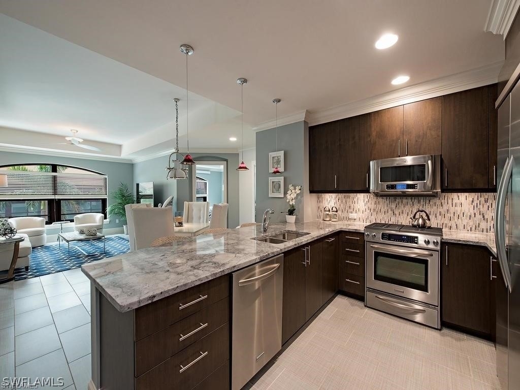 9123 Strada Place - Photo 4