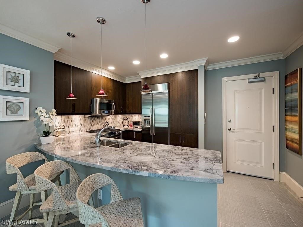 9123 Strada Place - Photo 5