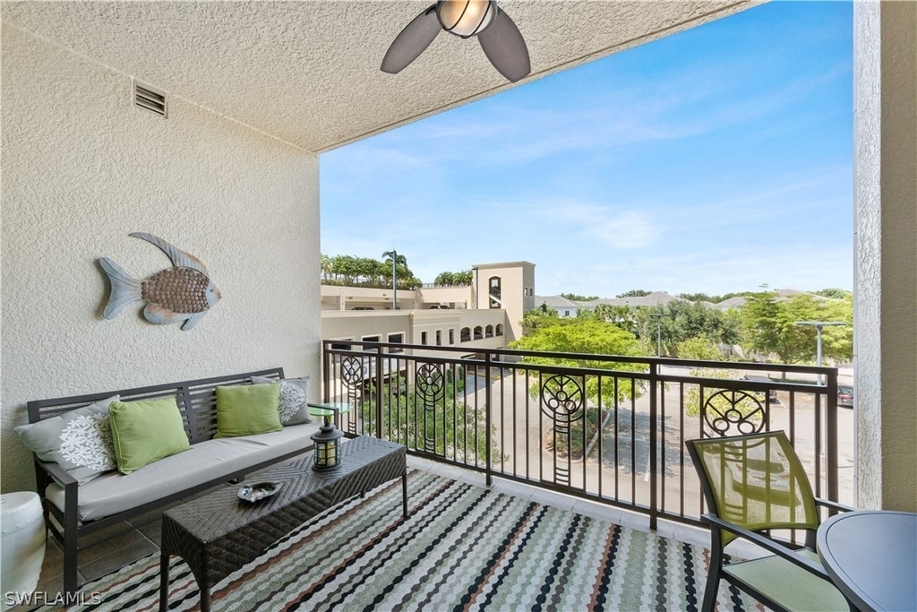 9123 Strada Place - Photo 15