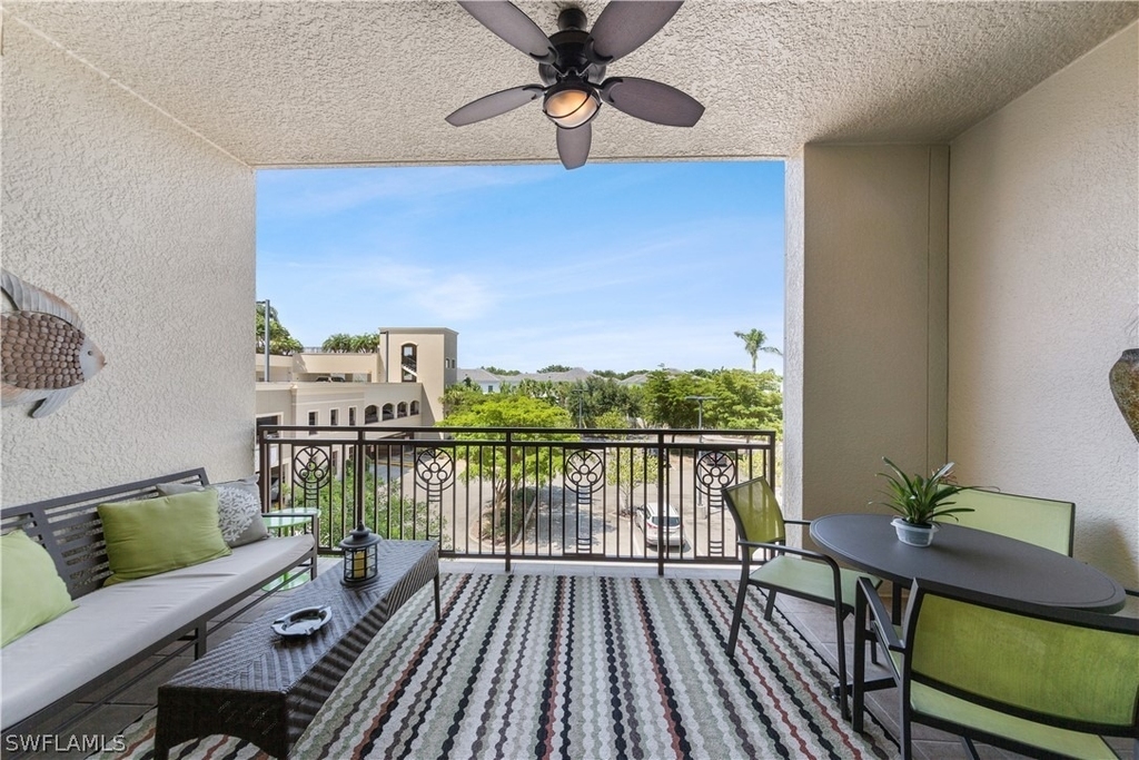 9123 Strada Place - Photo 14
