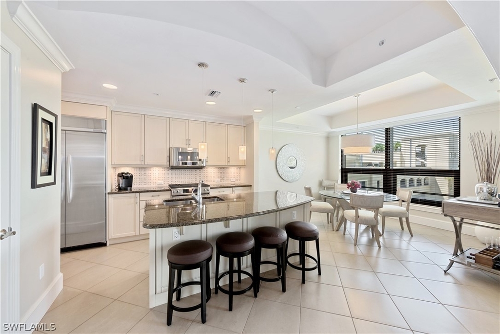 9123 Strada Place - Photo 5
