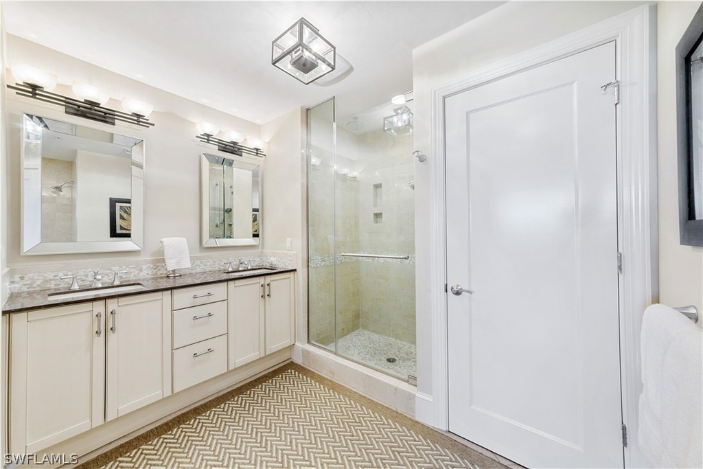 9123 Strada Place - Photo 11