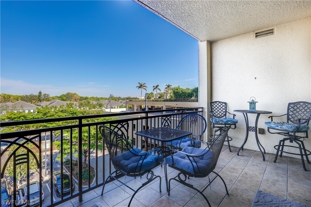 9115 Strada Place - Photo 16