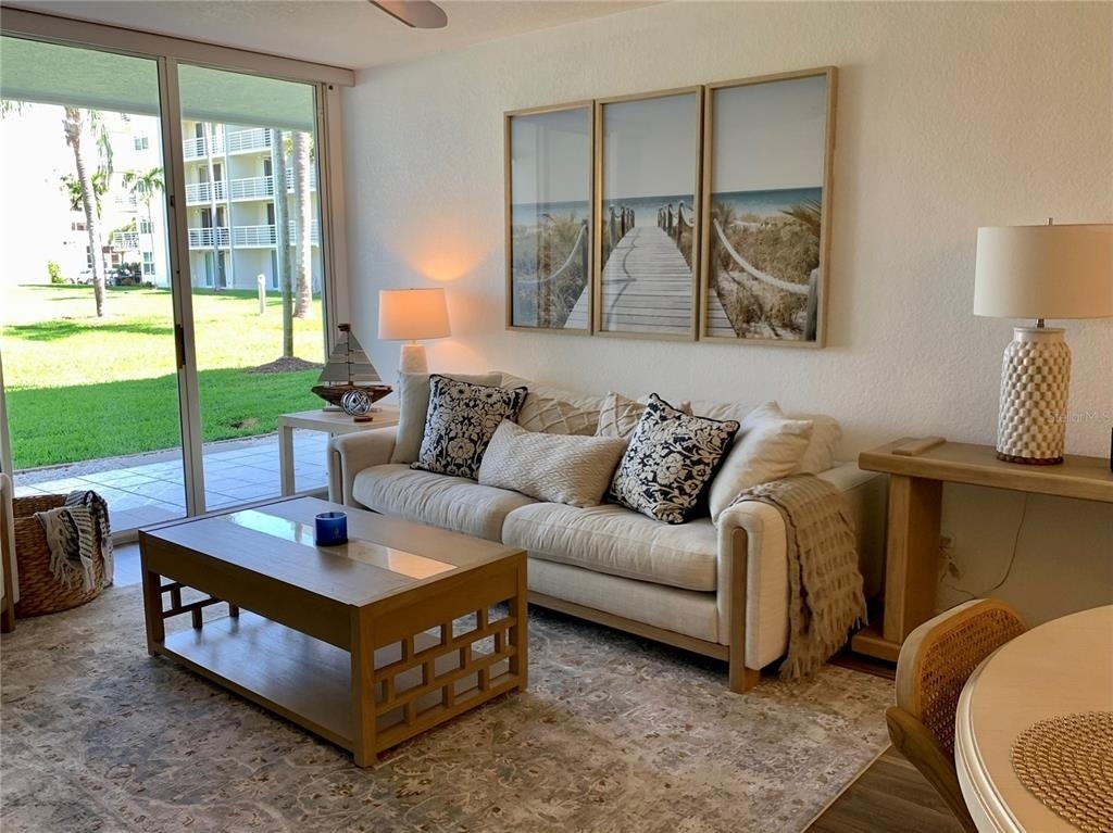 6061 Bahia Del Mar Circle - Photo 9