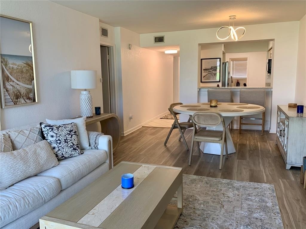 6061 Bahia Del Mar Circle - Photo 8