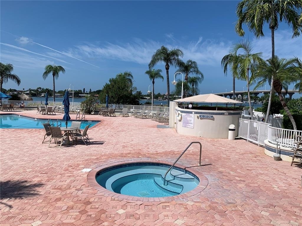 6061 Bahia Del Mar Circle - Photo 21