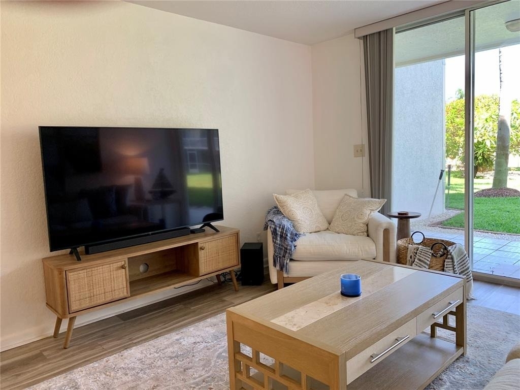 6061 Bahia Del Mar Circle - Photo 11