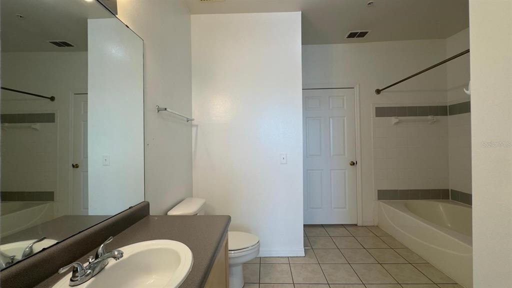 6413 Astor Village Avenue - Photo 15