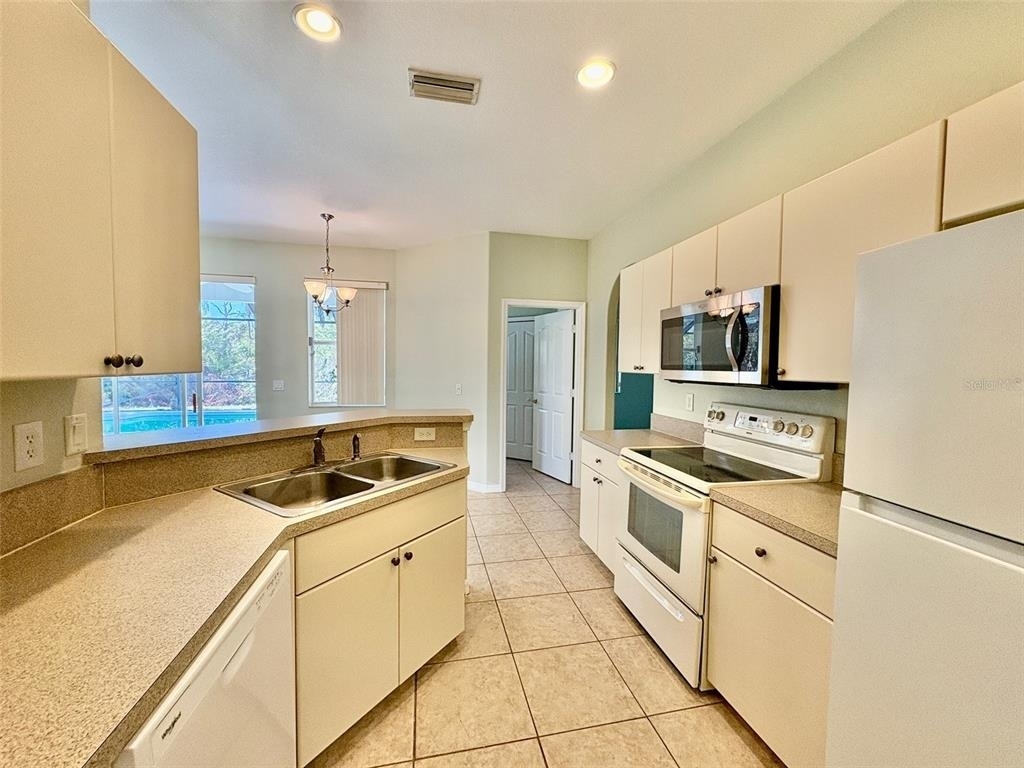 5063 Sister Terrace - Photo 14