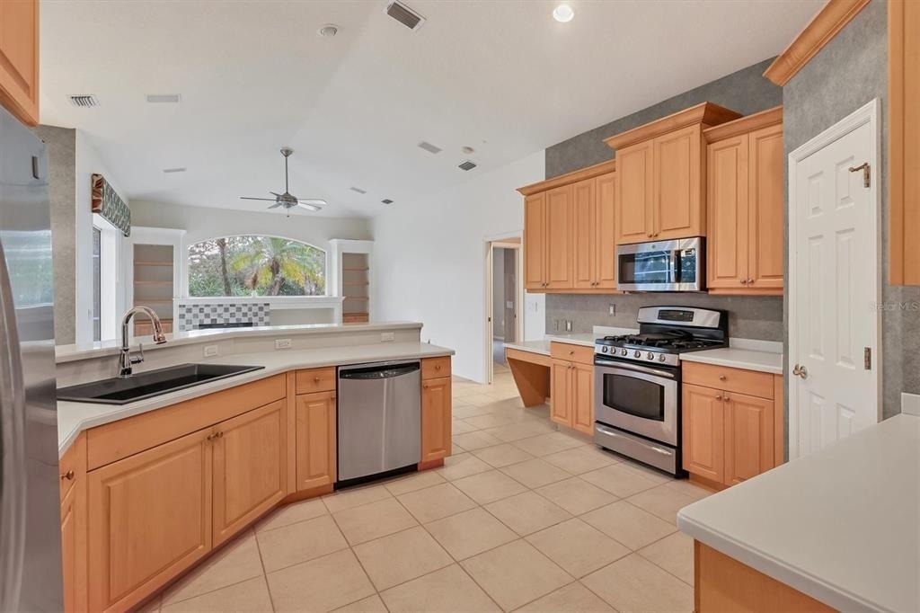 4920 Old Oakleaf Drive - Photo 14