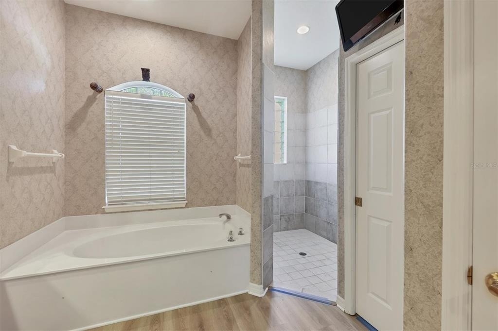 4920 Old Oakleaf Drive - Photo 22