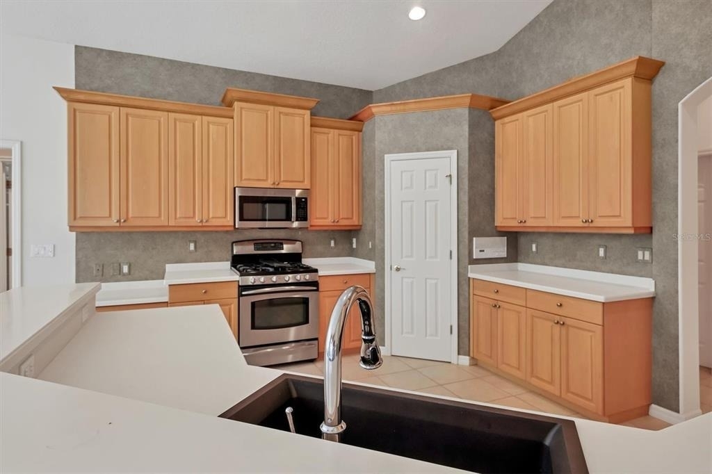 4920 Old Oakleaf Drive - Photo 13