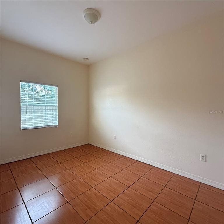 239 Venetia Avenue - Photo 12