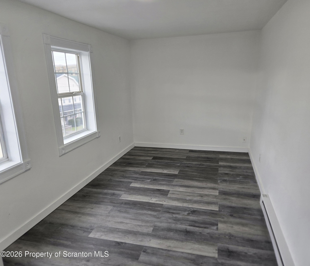 1136 Luzerne Street - Photo 3