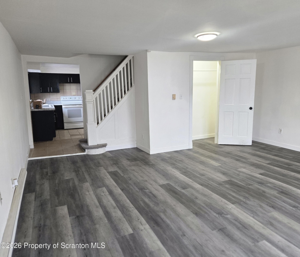 1136 Luzerne Street - Photo 10
