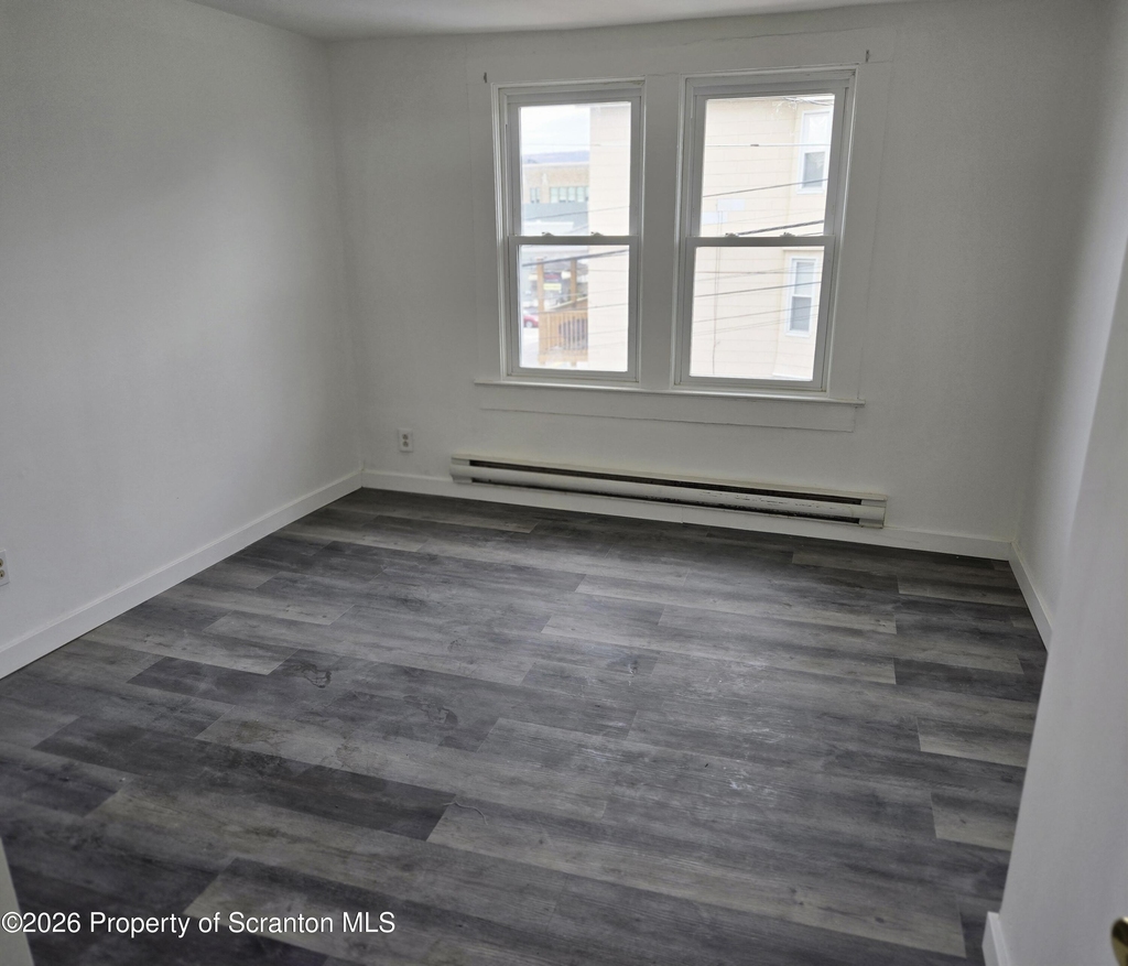 1136 Luzerne Street - Photo 7