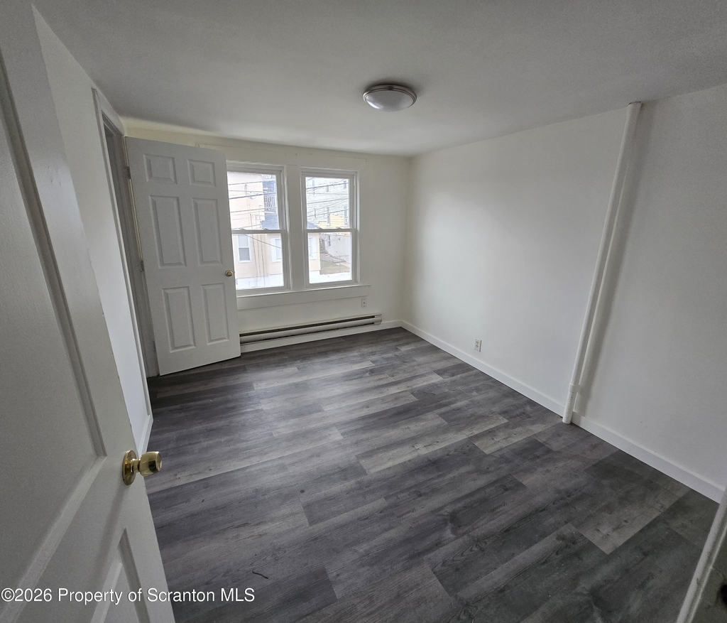1136 Luzerne Street - Photo 16