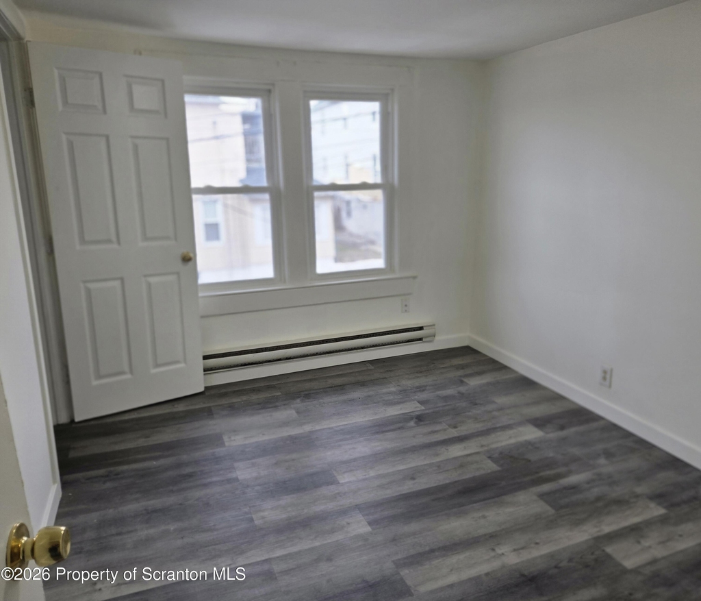 1136 Luzerne Street - Photo 8