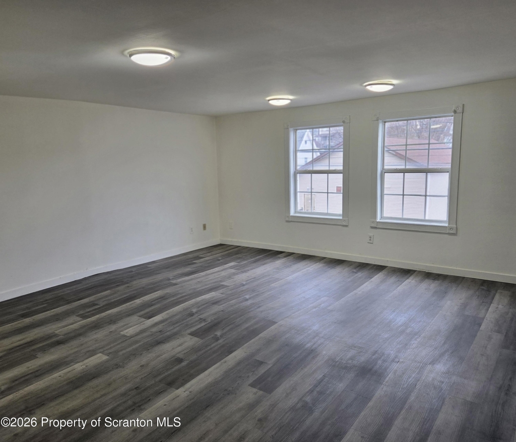 1136 Luzerne Street - Photo 9