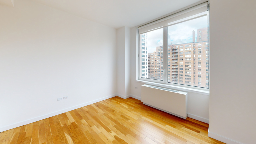 805 Columbus Ave - Photo 2