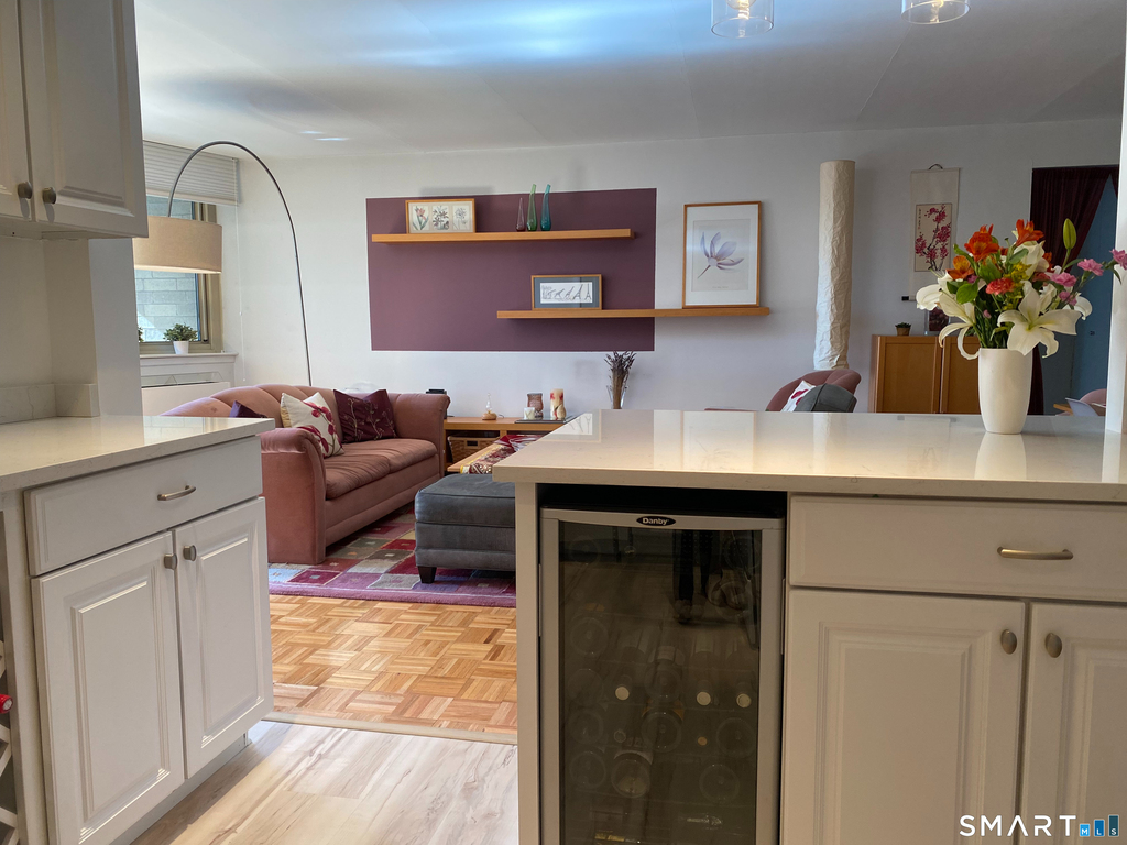 143 Hoyt Street - Photo 8