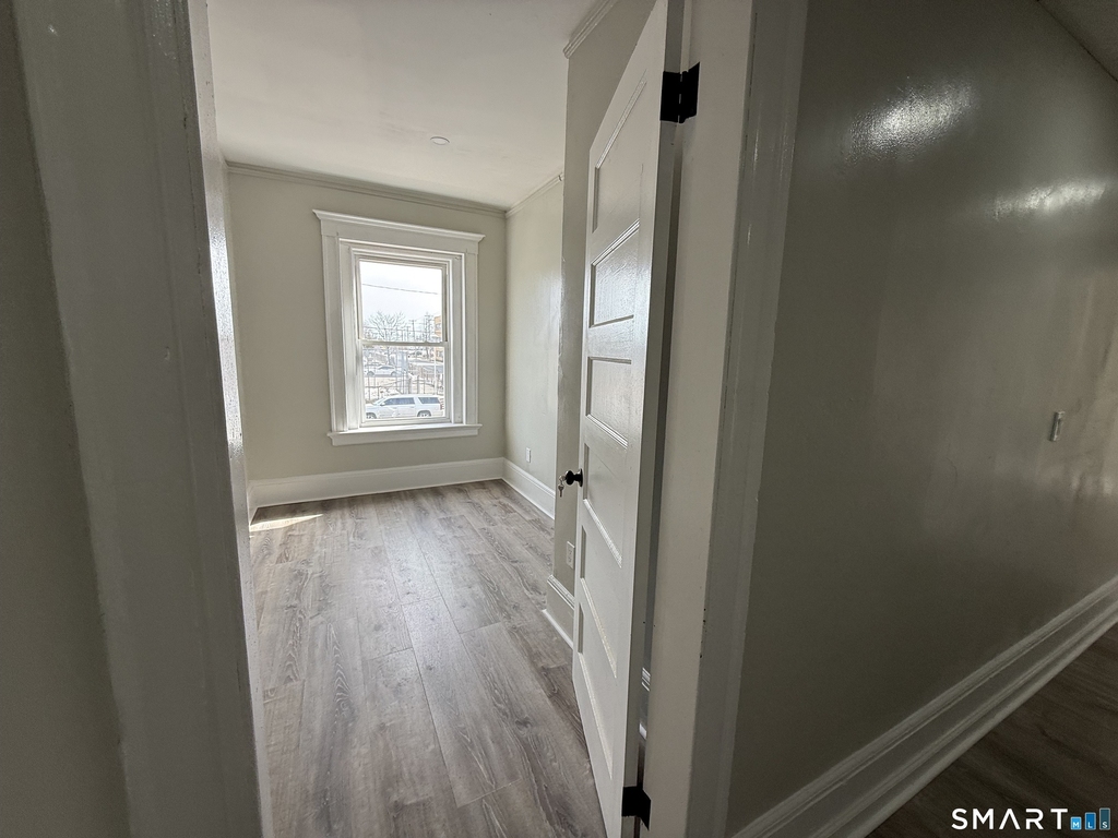483 Barnum Avenue - Photo 15
