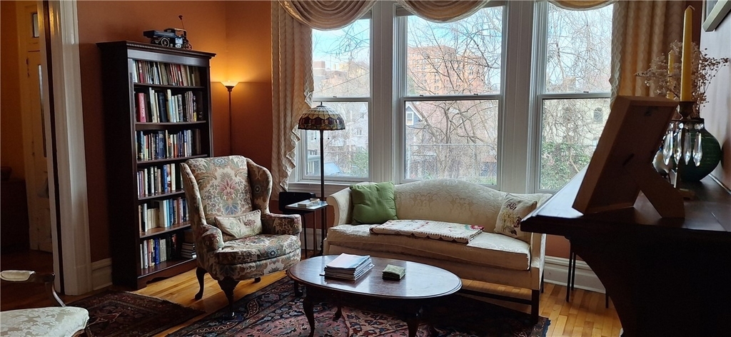 22 Brownell St - Photo 6