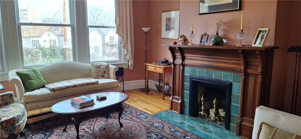 22 Brownell St - Photo 3