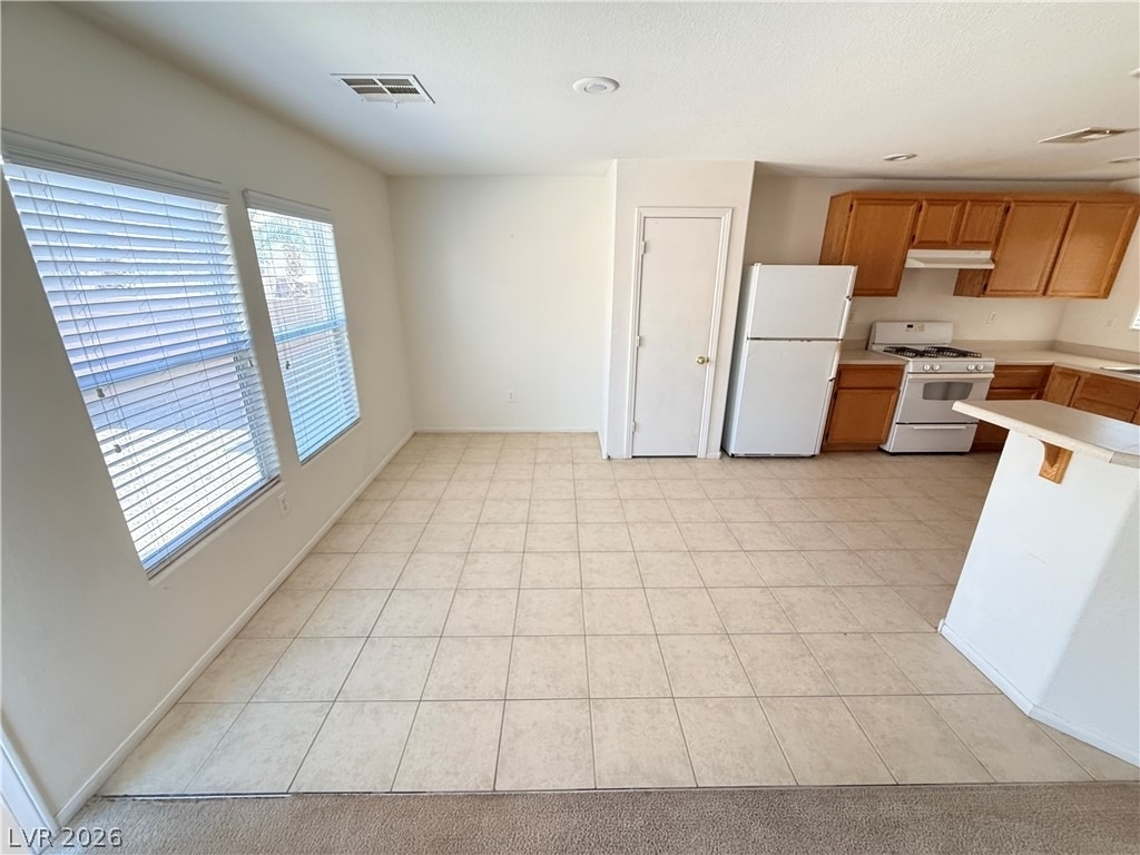 2416 Cockatoo Drive - Photo 3