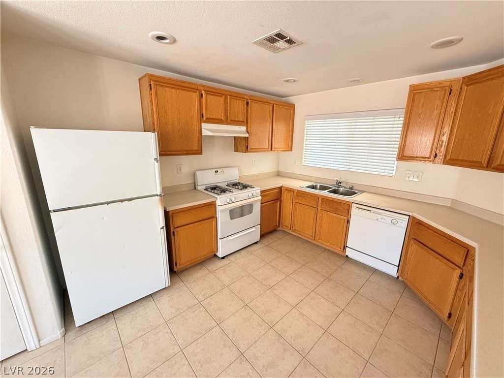 2416 Cockatoo Drive - Photo 7