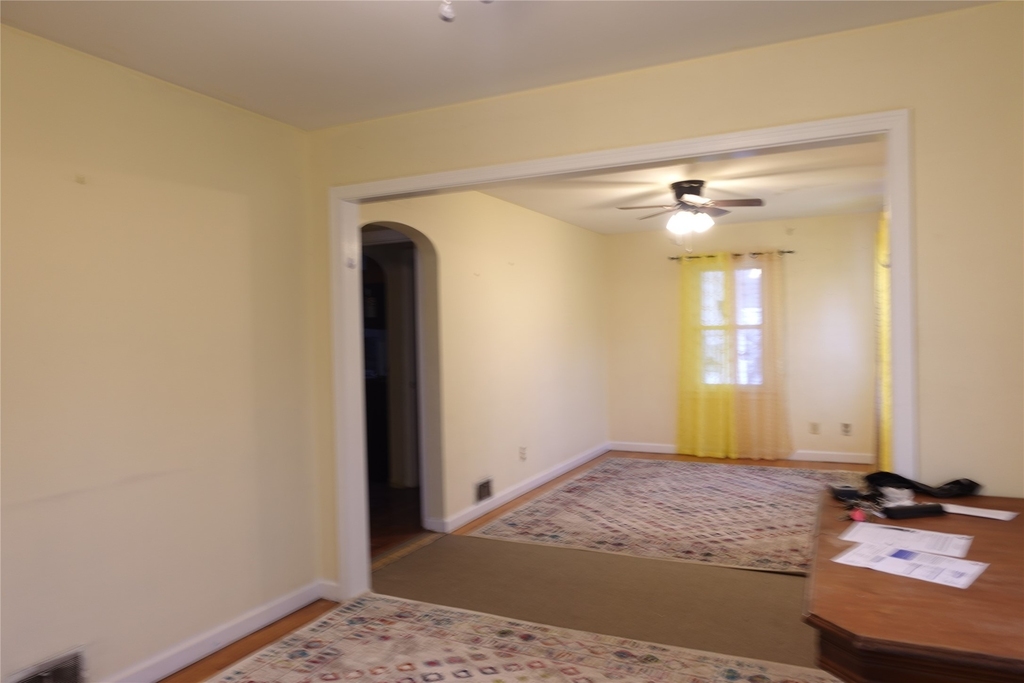 57 Fowler Avenue - Photo 4