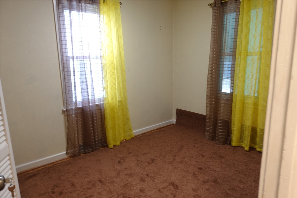 57 Fowler Avenue - Photo 7