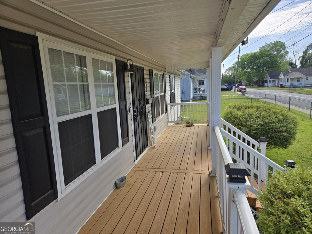 629 Hanson Street - Photo 11