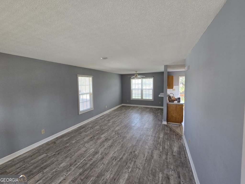 629 Hanson Street - Photo 4