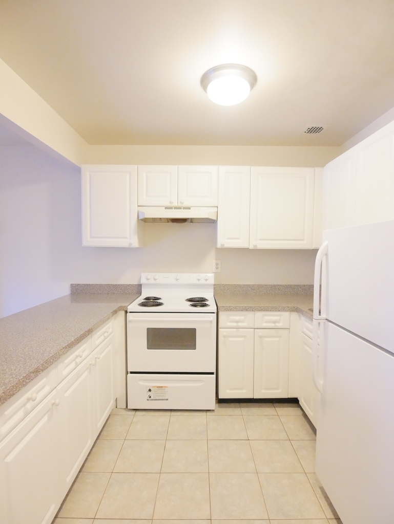 440 East 88th Street - Photo 1
